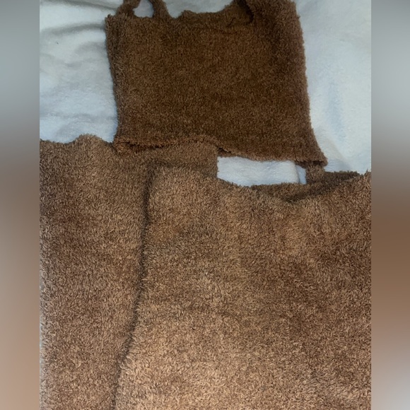 SET !!! So comfy - Picture 4 of 4